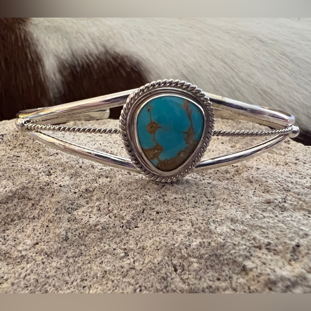 ❤️ Native American Signed “Peggy Skeets” Kingman Turquoise Cuff Adjustable 9 Gm